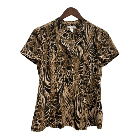 Dana Buchman Leopard Print Button Blouse Women’s Small Short Sleeve Top - Picture 3 of 16